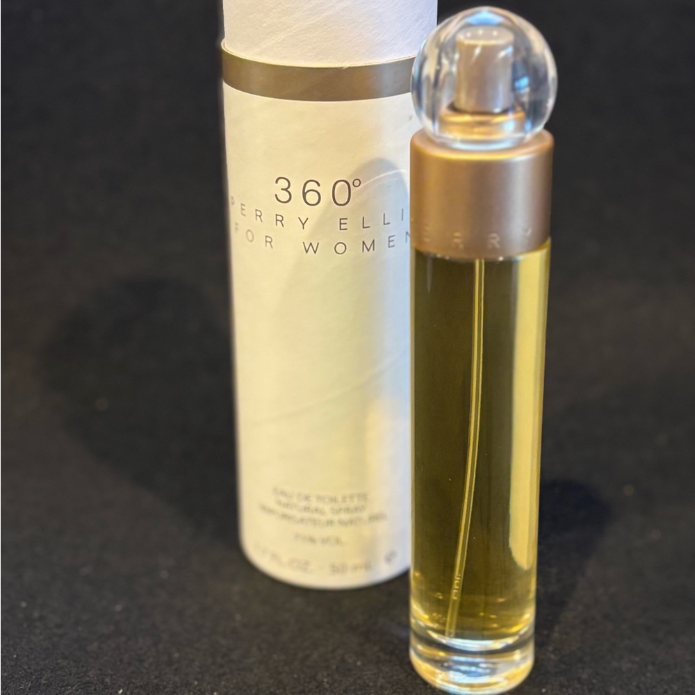 Perry Ellis 360 Eau De Toilette 1.7 oz (50mL)